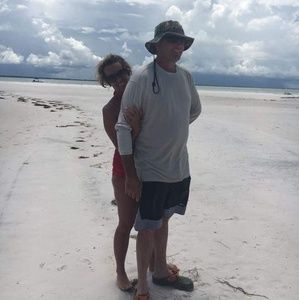 Meet your Posher, Renee